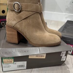 Crown Vintage Women's Cedar Smoke Suede Ankle Booties